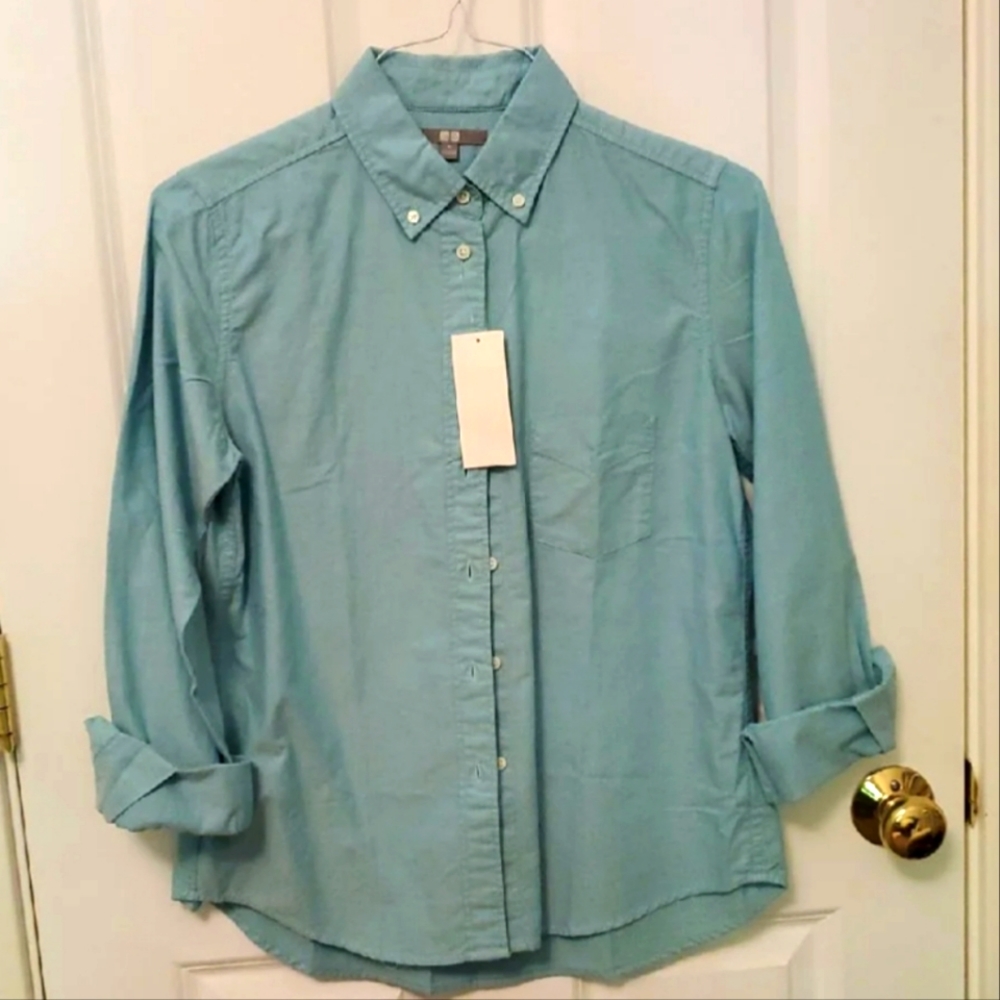 Medium Uniqlo Button-Down